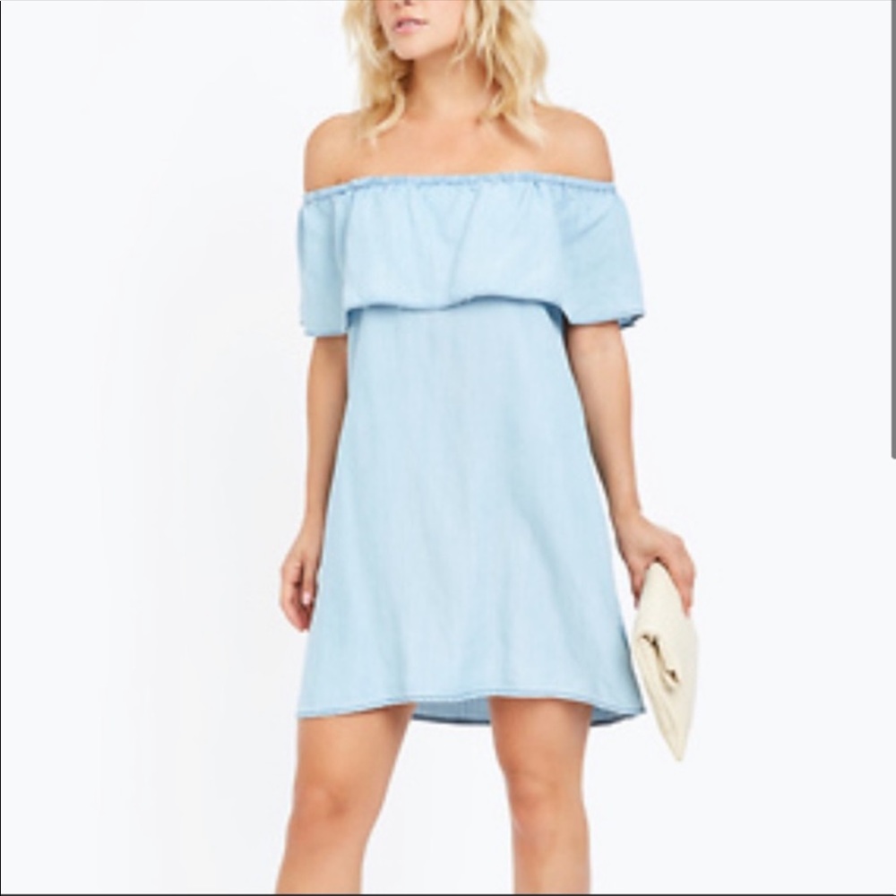 BB Dakota off the shoulder dress